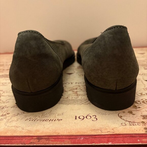 Roots "Olivia" Suede Leather Flats - Size 6.5 (Like New) - Picture 3 of 4
